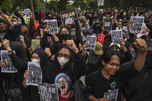 Polisi Klaim Mahasiswa Demo UU TNI Ditangkap di Karawang Sudah Pulang