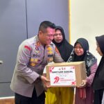 Polres Kotabaru Bagikan 1.500 Paket Sembako Sambut Hari Bhayangkara ke-79