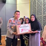 Polres Kotabaru Bagikan 1.500 Paket Sembako Sambut Hari Bhayangkara ke-79